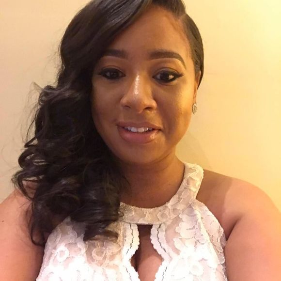 Meet your Posher, Nuriyah - Picture 1 of 1