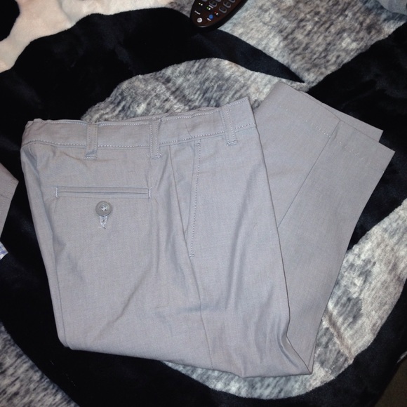 Kenneth Cole Reaction button down 2T - Picture 3 of 4