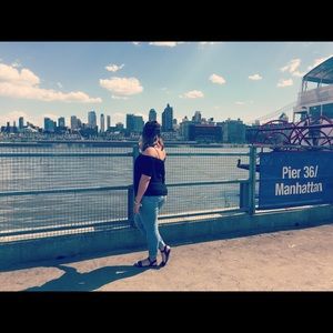 Meet your Posher, Ashley