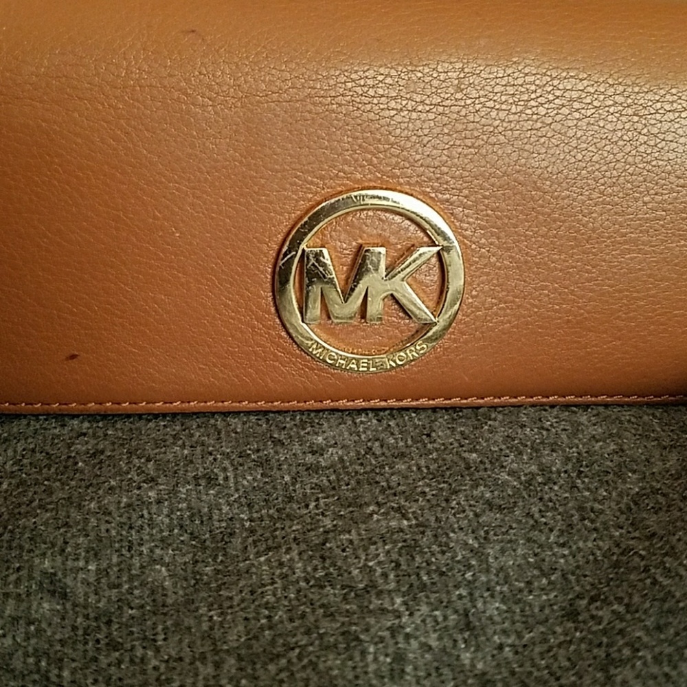 MK wallet