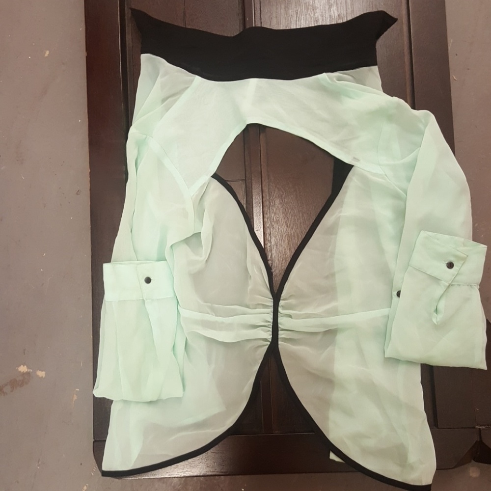 Polyester Button Up Buttergly Back Long Sleeve