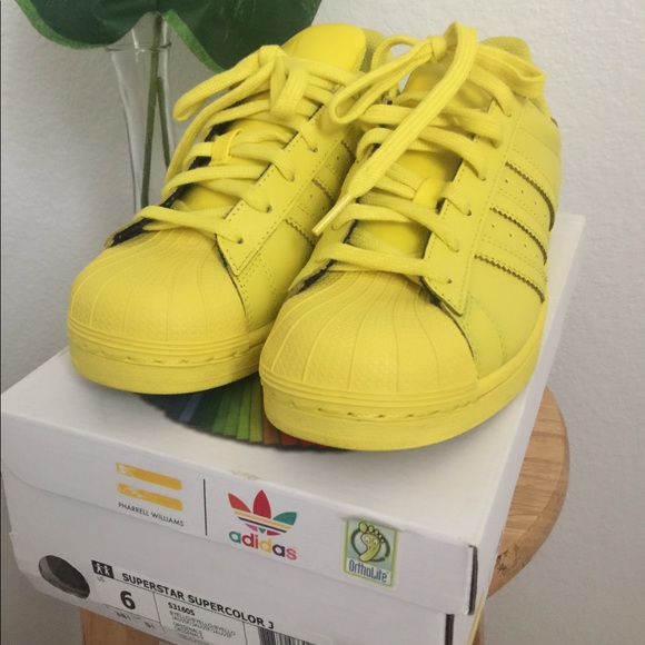 pharrell shell toe adidas