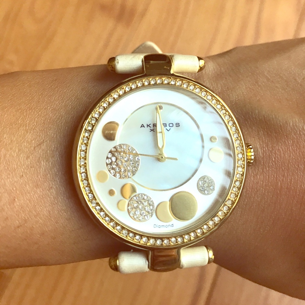 Akribos watch used good condition