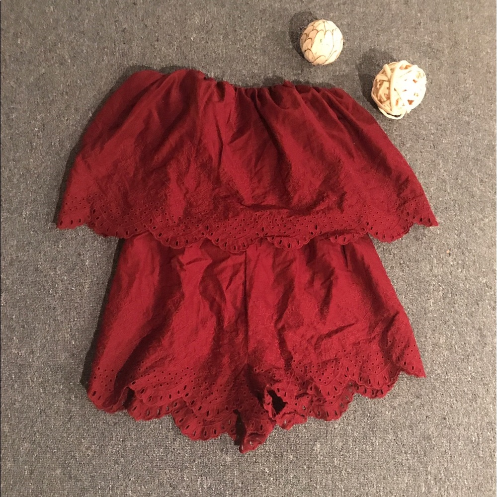 BRAND NEW H&M MAROON EMBROIDERED STRAPLESS ROMPER!