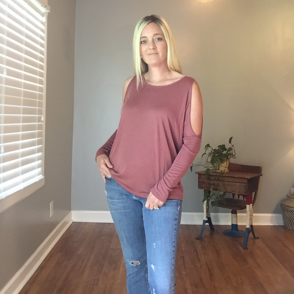 Mauve Cold Shoulder Blouse - Picture 4 of 7