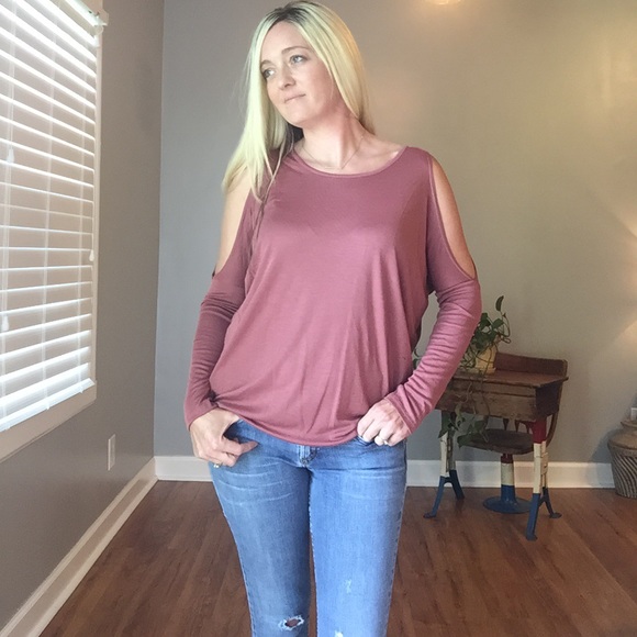 Mauve Cold Shoulder Blouse - Picture 3 of 7