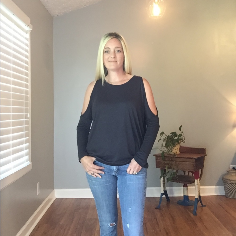 Black Cold Shoulder Blouse - Picture 4 of 7