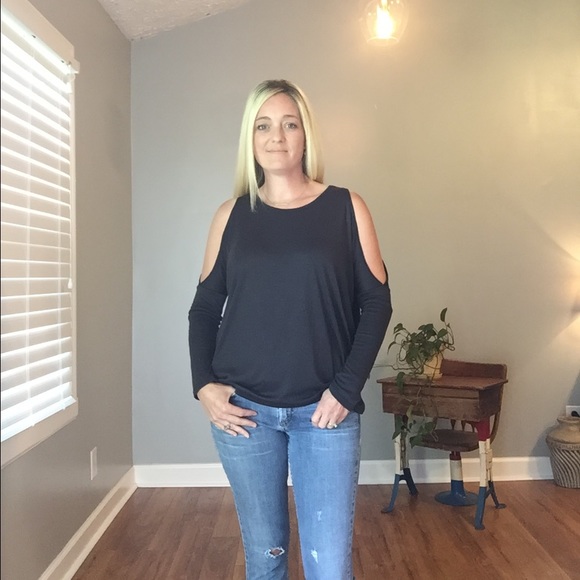 Black Cold Shoulder Blouse - Picture 4 of 7