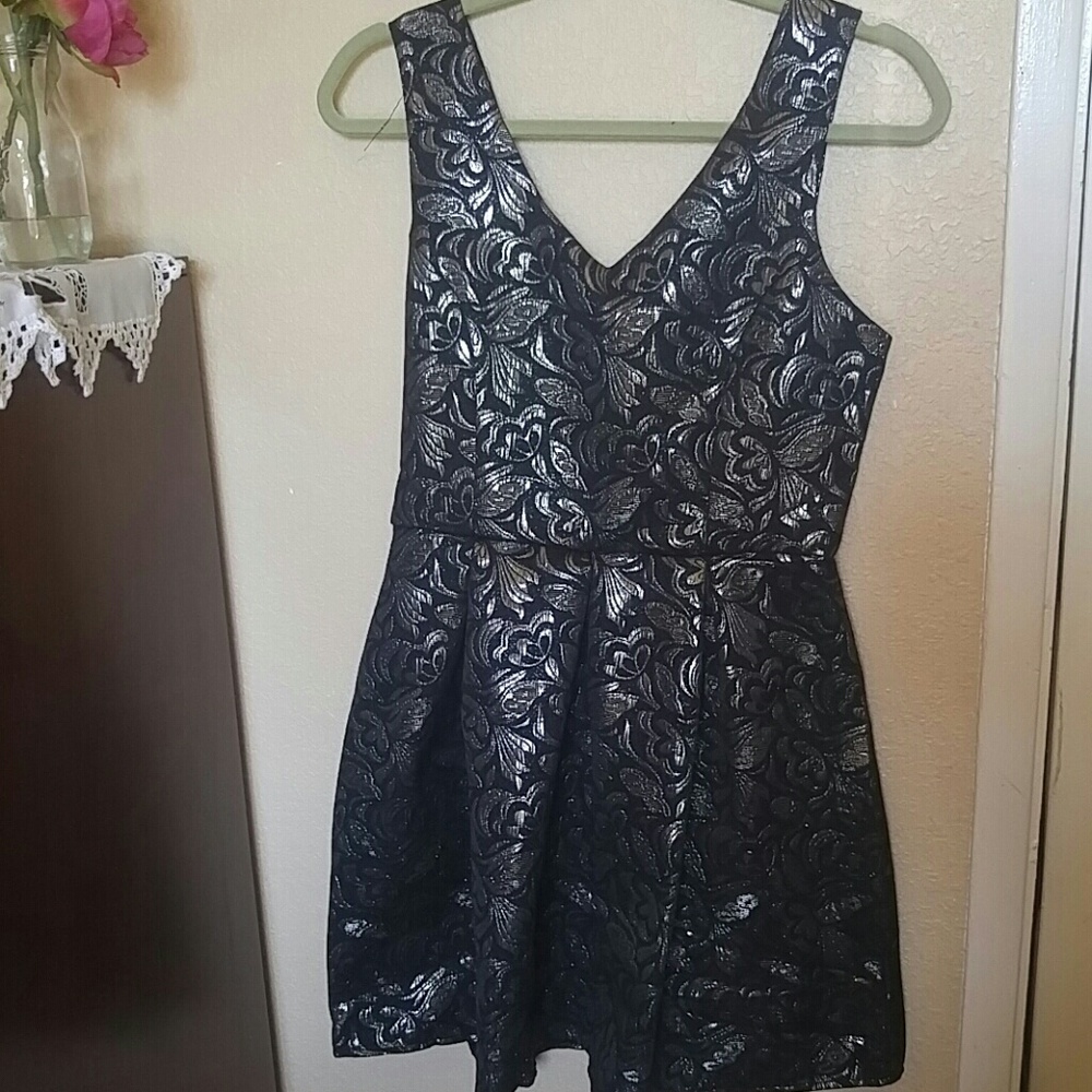 Black and Silver Party Dress!!