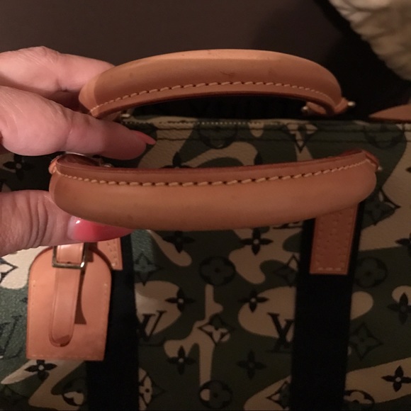 Authentic Louis Vuitton Speedy 35 Camouflage bag - Picture 4 of 8