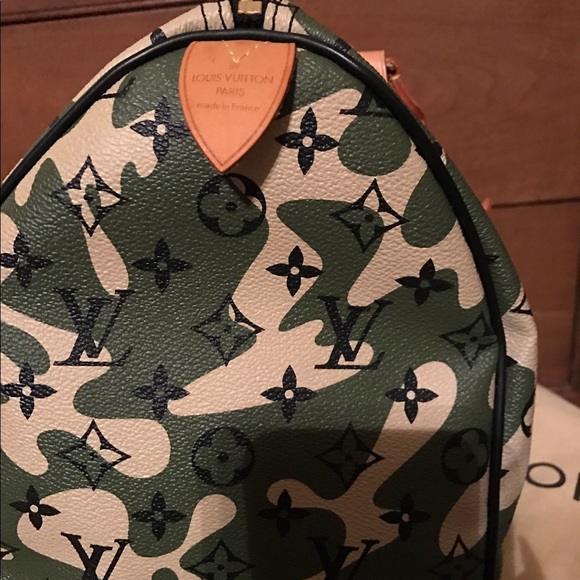 Authentic Louis Vuitton Speedy 35 Camouflage bag - Picture 7 of 8