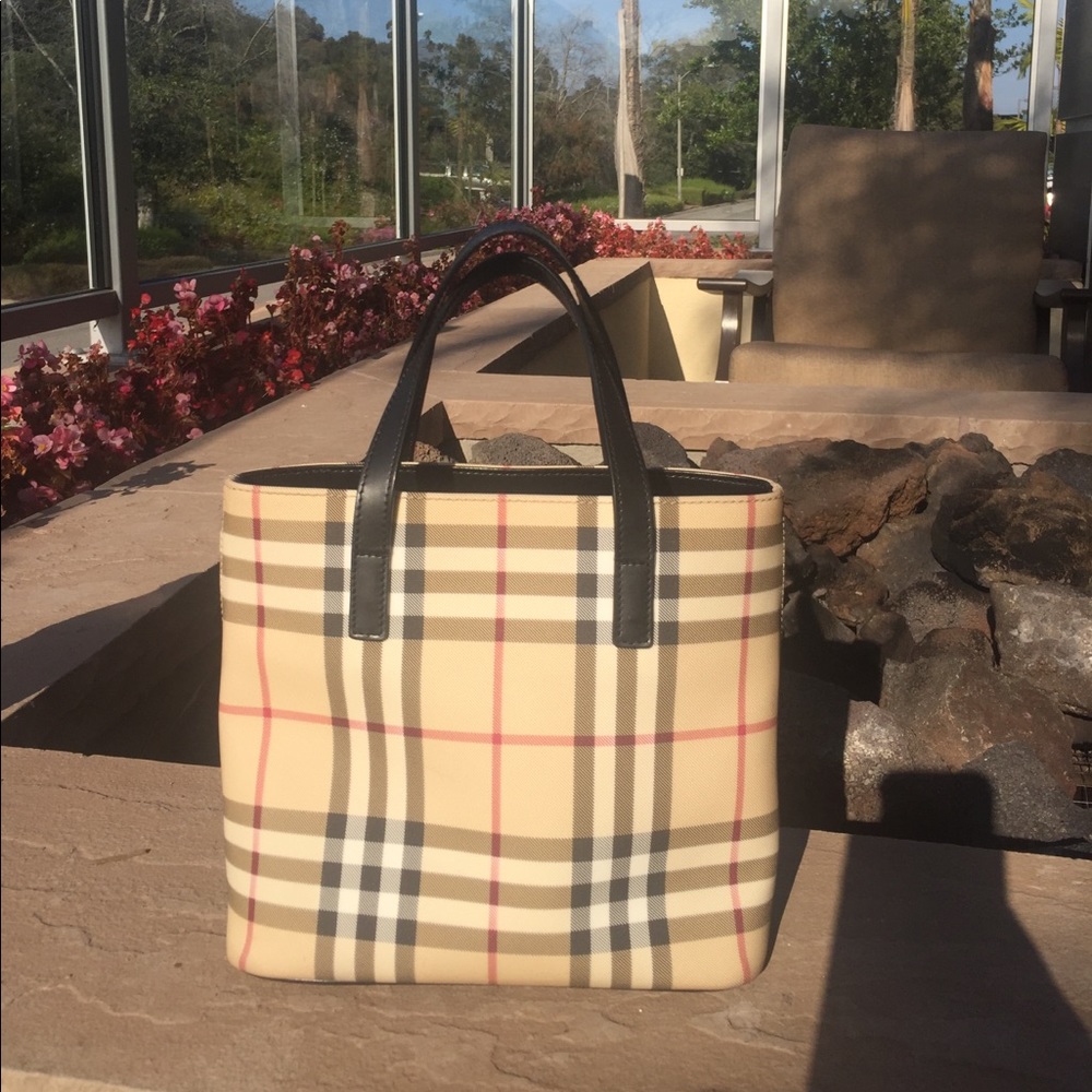 Used Small Burberry purse.