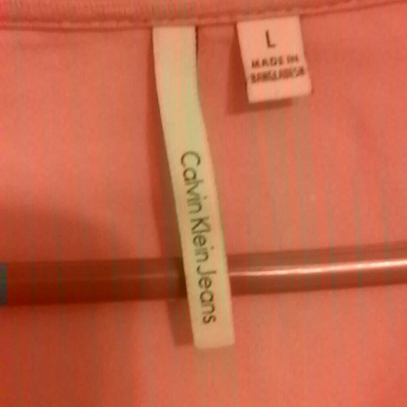 Top - Picture 3 of 4