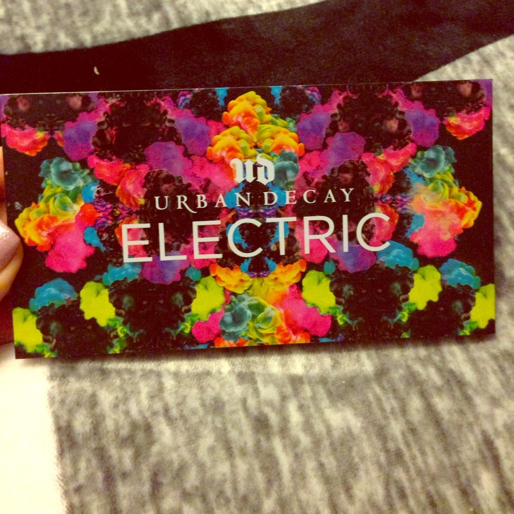 Urban Decay ELECTRIC eye shadow!