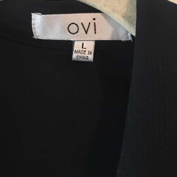 Cute navy button down - Picture 2 of 4