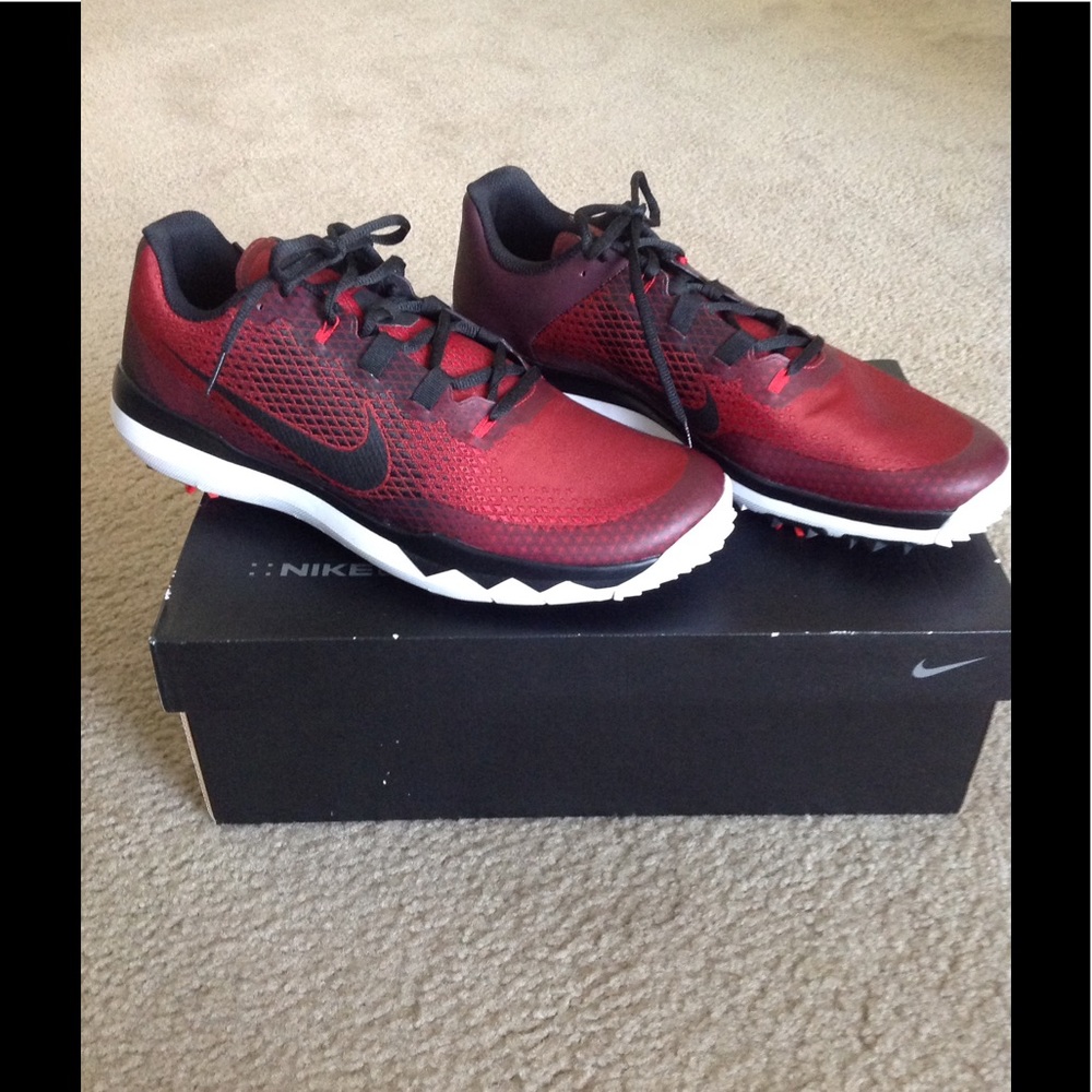 SOLD‼️New! TW15 Nike Golf Shoes firm price! - Picture 1 of 4