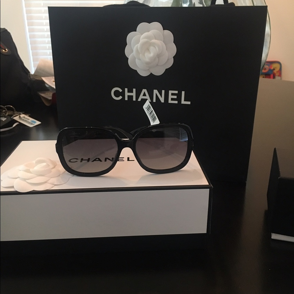 Chanel shades
