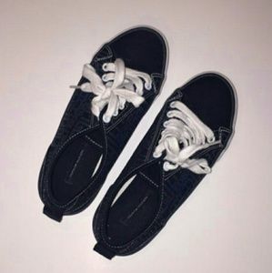 Vintage Tommy Hilfiger shoes