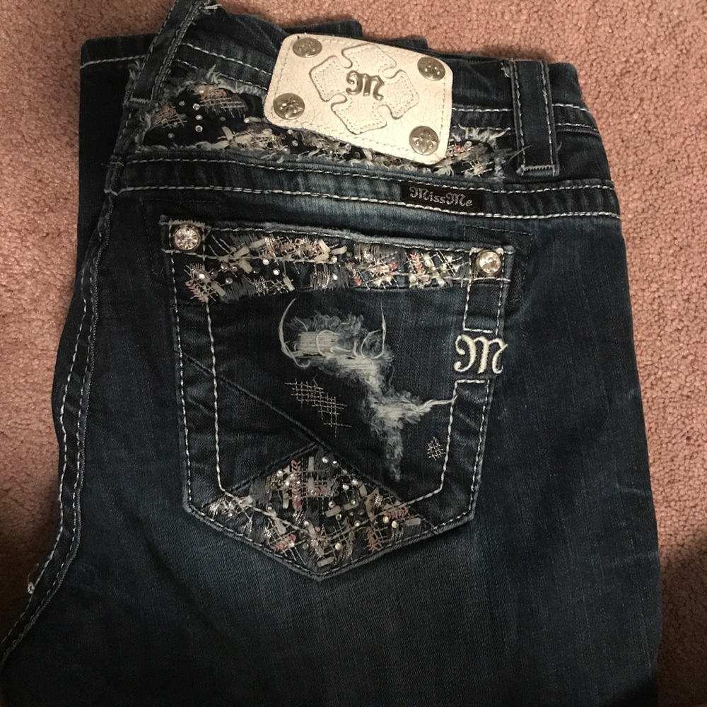 Miss Me Mid-Rise Easy Skinny