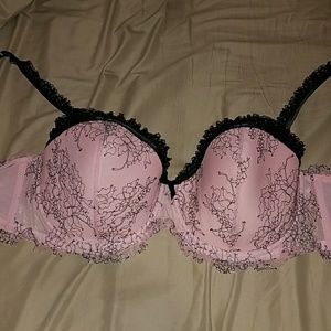 Cacique Lingerie Bra