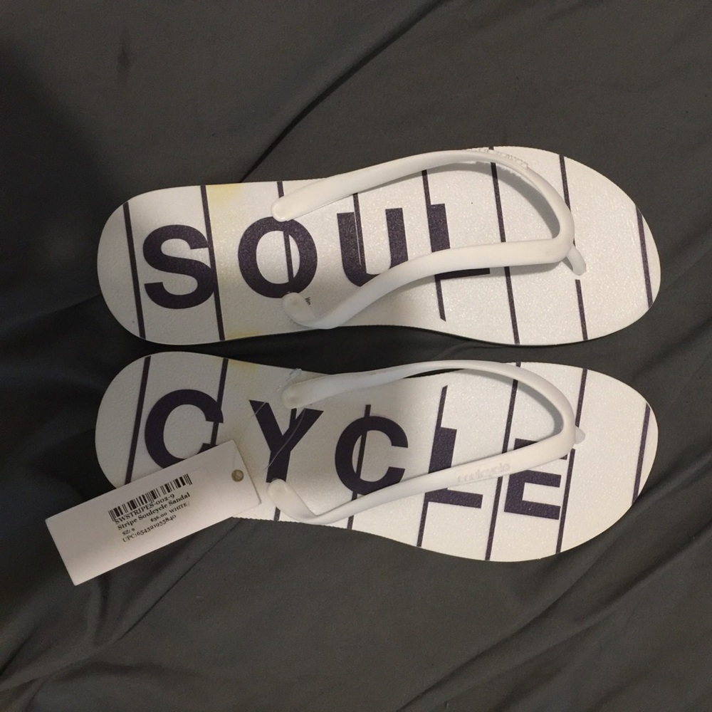 NWT SoulCycle Flip Flops Size 9