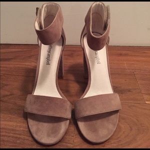 Jeffrey Campbell Lindsay heel size 6.5