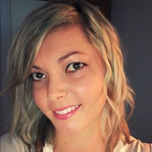 Meet your Posher, Kristen