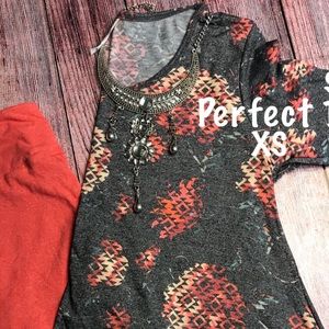 NWT Lularoe XS Perfect T & Leggings