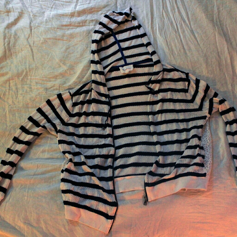 Tera by Vince Camuto zip up hoodie