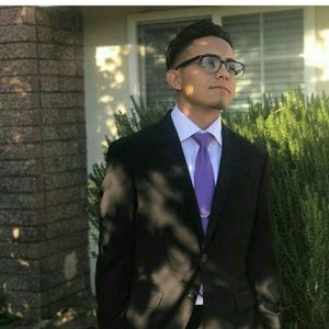 Meet your Posher, Anthony