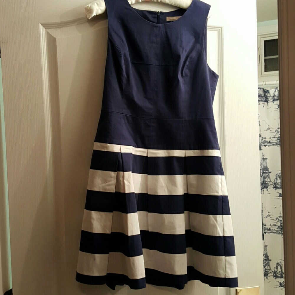 L Forever 21 Contemporary Dress Preppy Navy/White