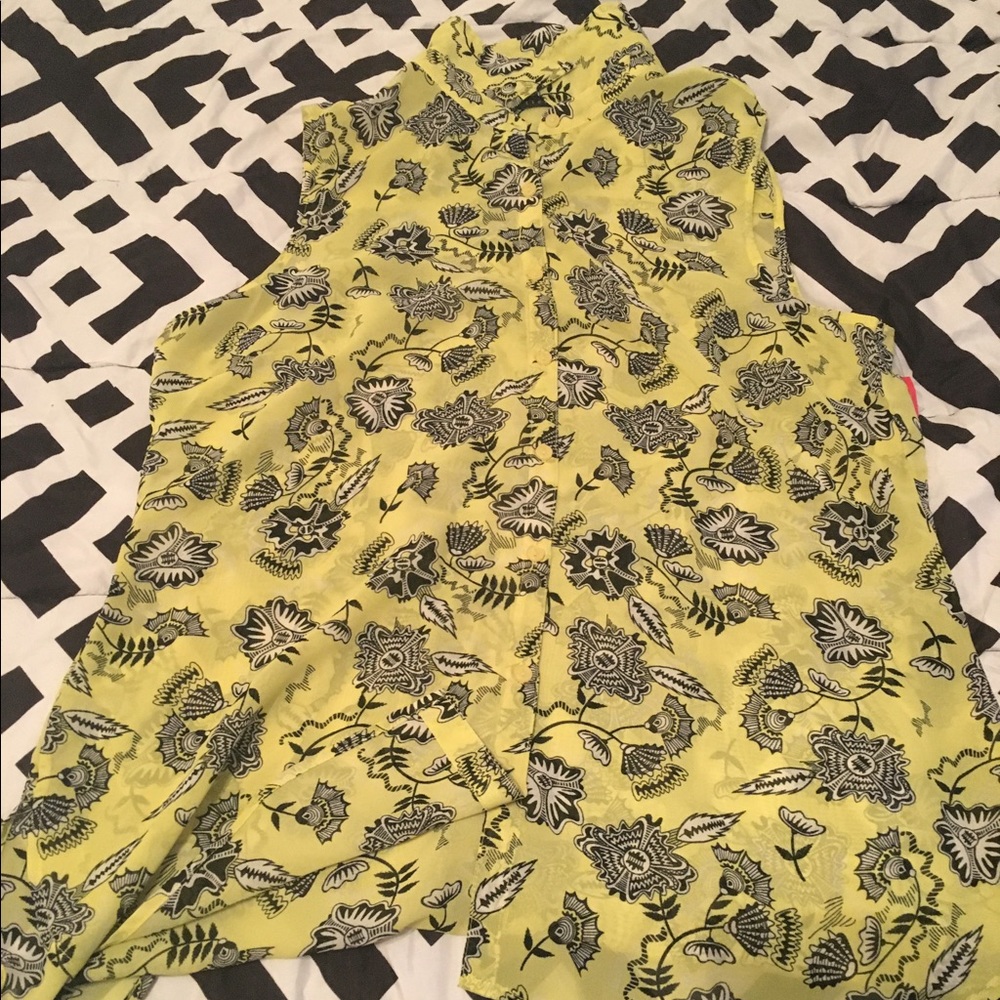 Yellow and black printed top