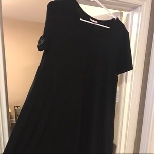 LuLaRoe Black Carly!!