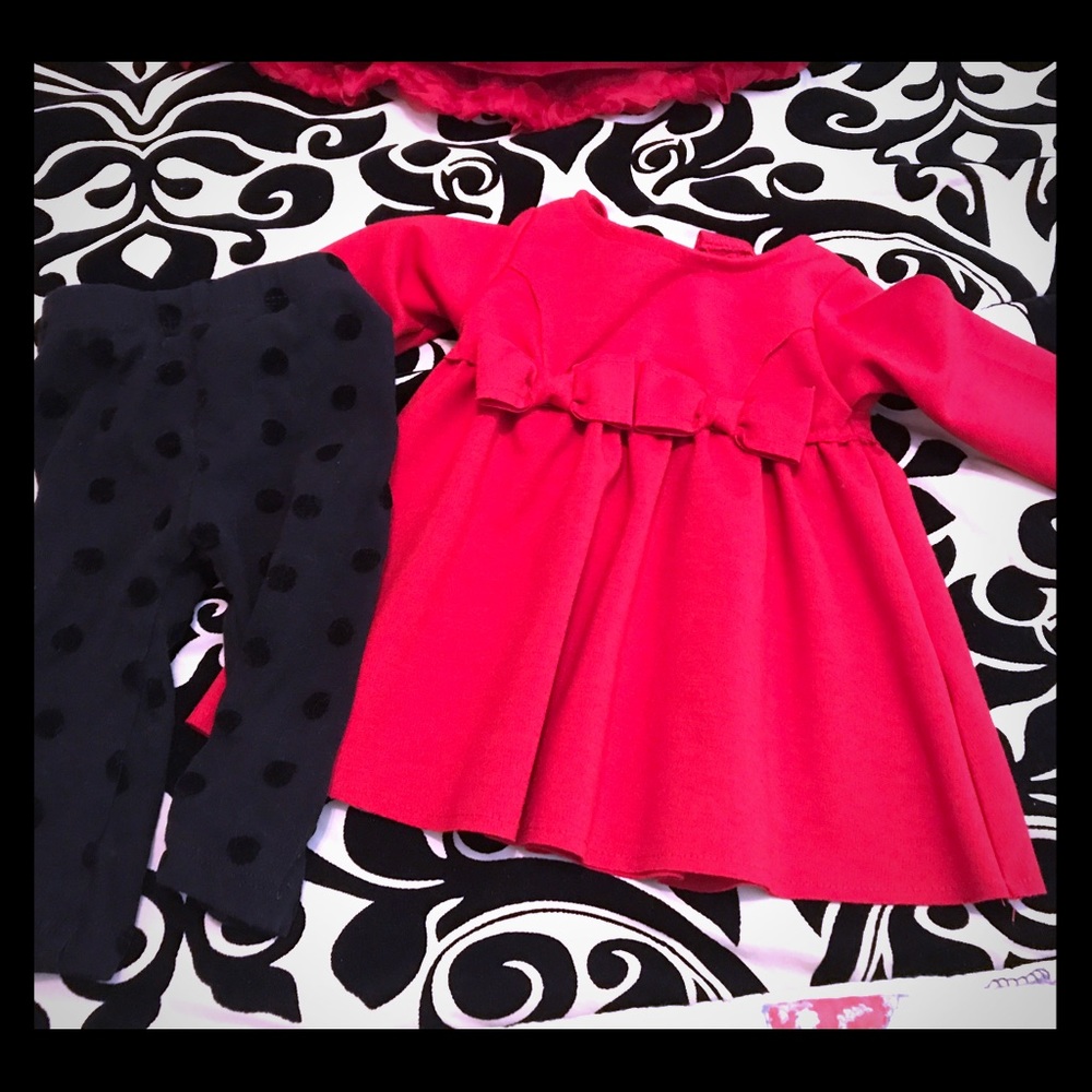 Baby girl long sleeve shirt and leggings.