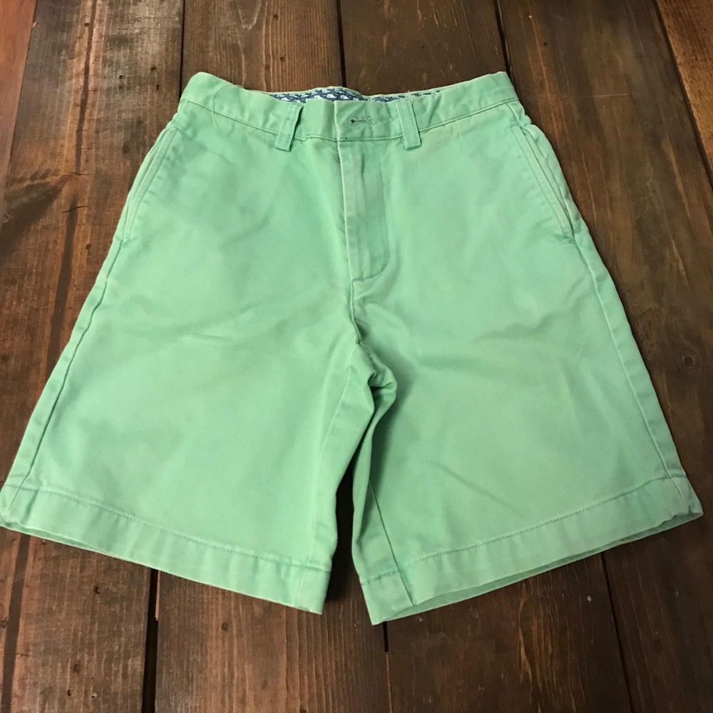 Boys size 7 Vineyard Vines Shorts