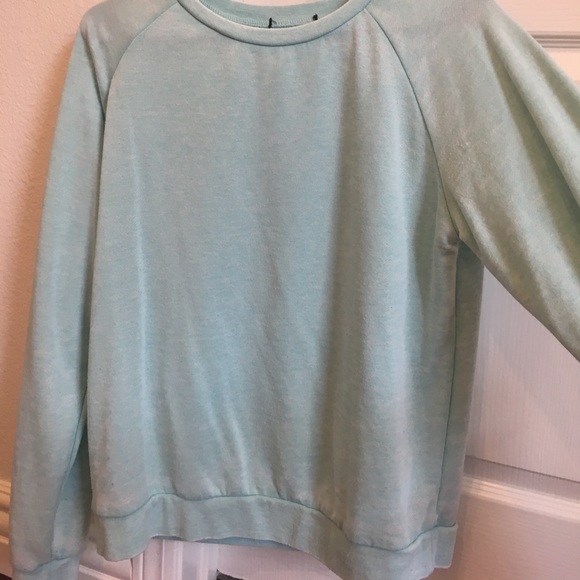 Mint green sweater - Picture 2 of 4