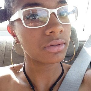 Meet your Posher, Jaicey