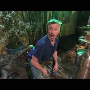 Meet your Posher, James