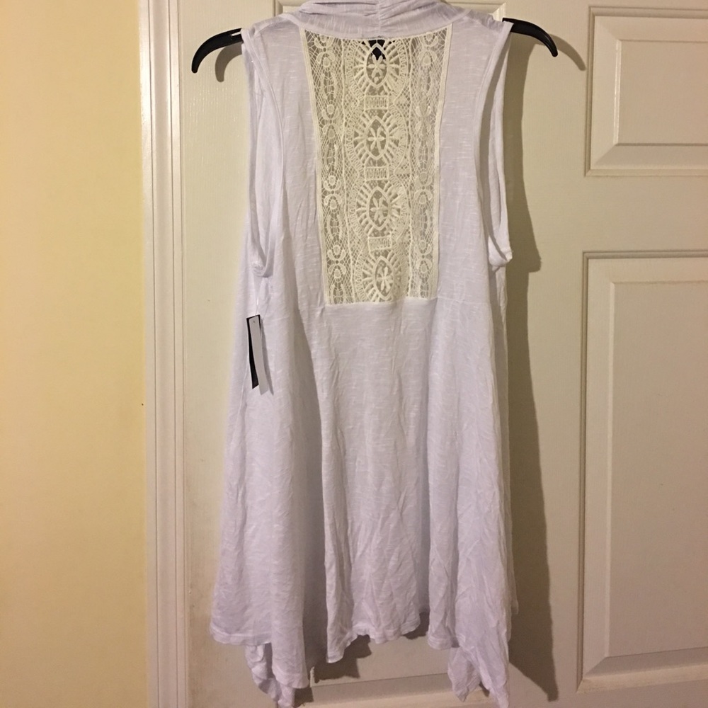 Brand new Summer sleeveless Shaw
