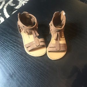 Size 4 walker shoes