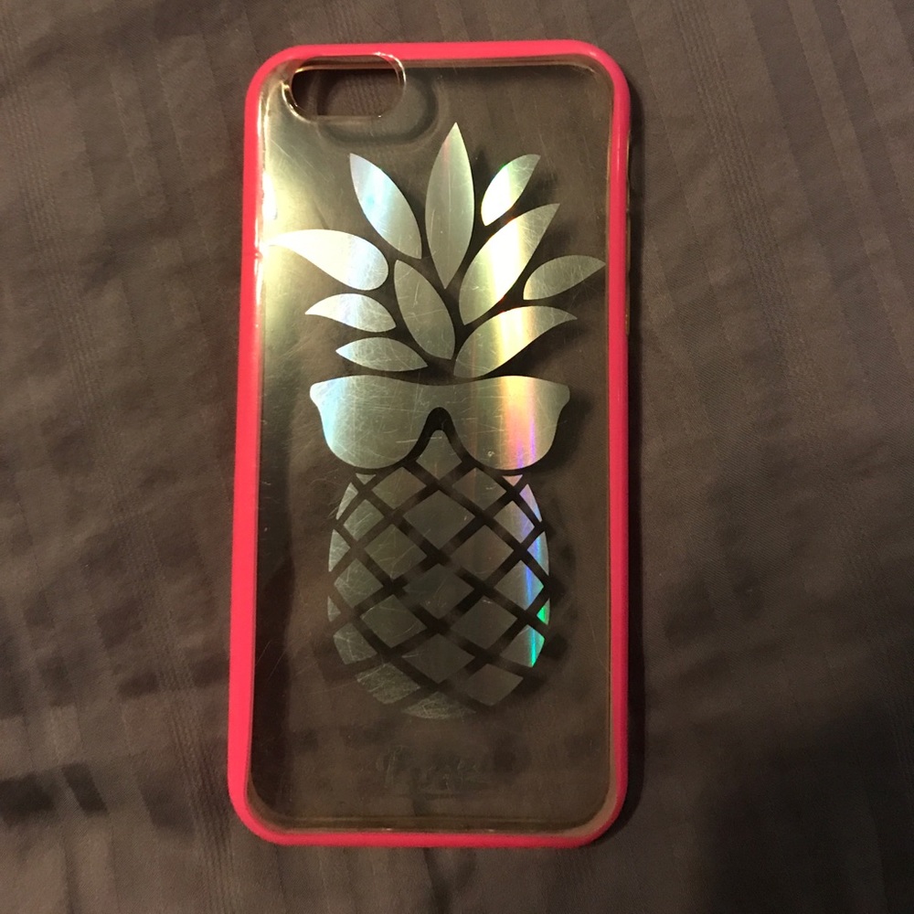 Pineapple case from Pink for iPhone 6