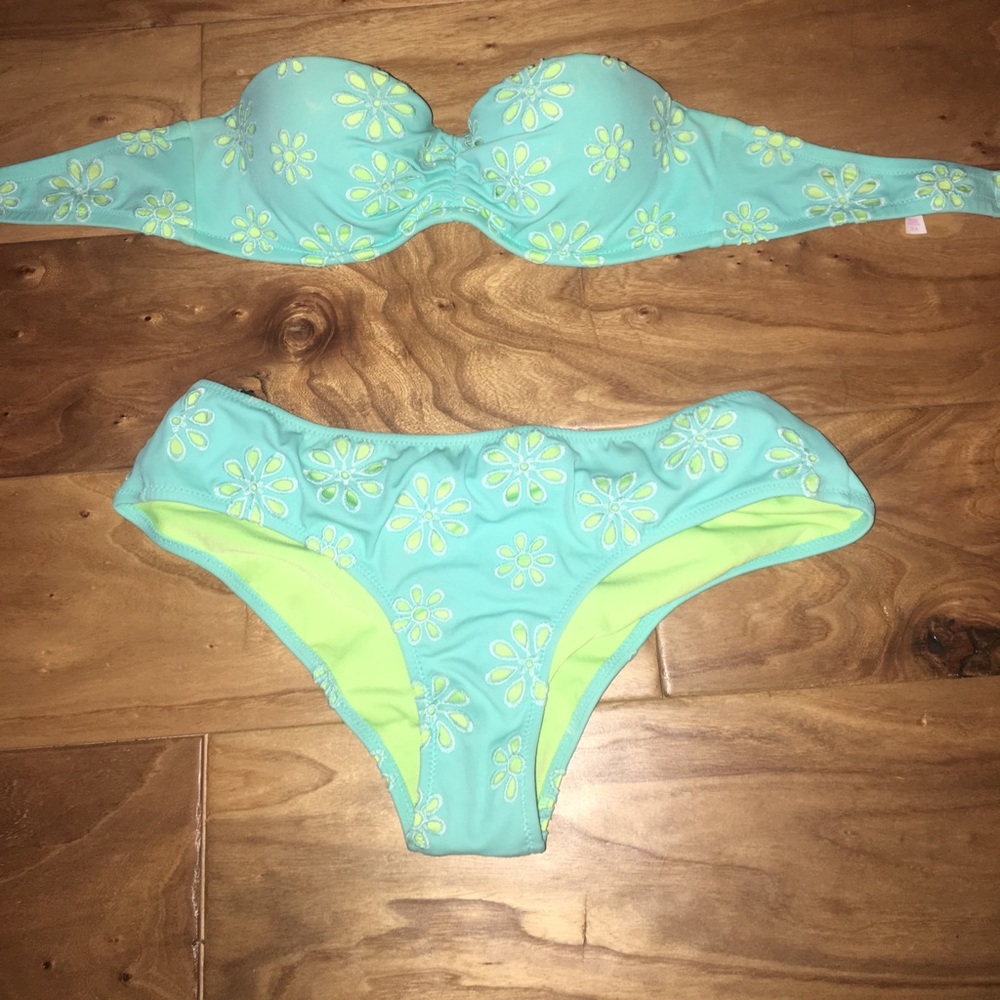 victoria's secret bathing suit set 32A /XS