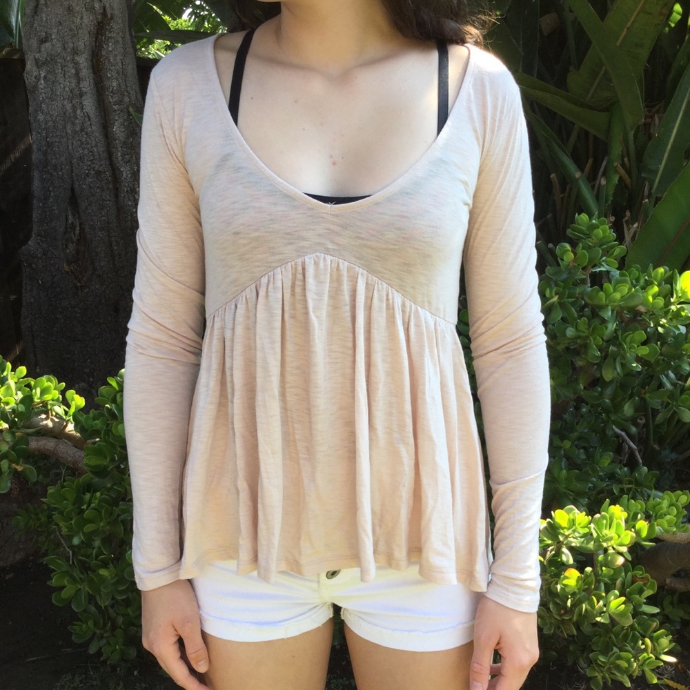 Express Low V-neck Soft Pink/ Nude Shirt