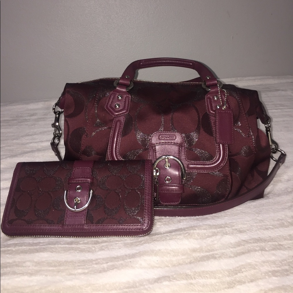 Maroon Coach Bag. 💕