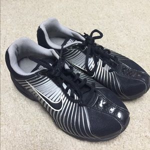 Nike torch 5 sneakers