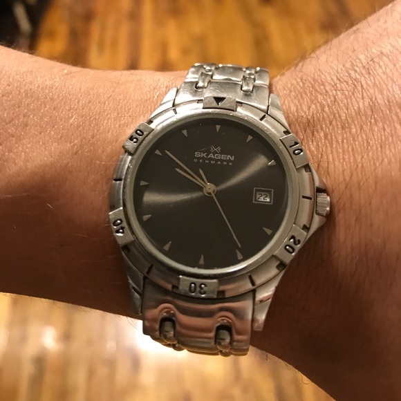 Skagen Watch - Picture 2 of 2