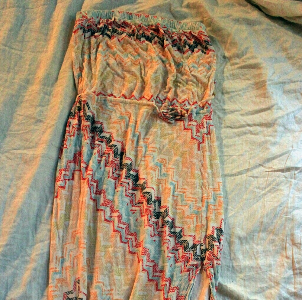 Long sleeveless beach dress