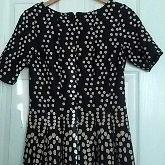 Dress - Picture 2 of 4