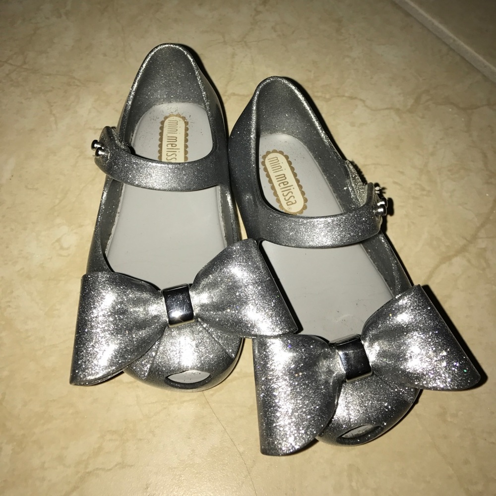 Mini Melissa - Picture 3 of 3
