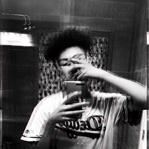 Meet your Posher, Jonathan